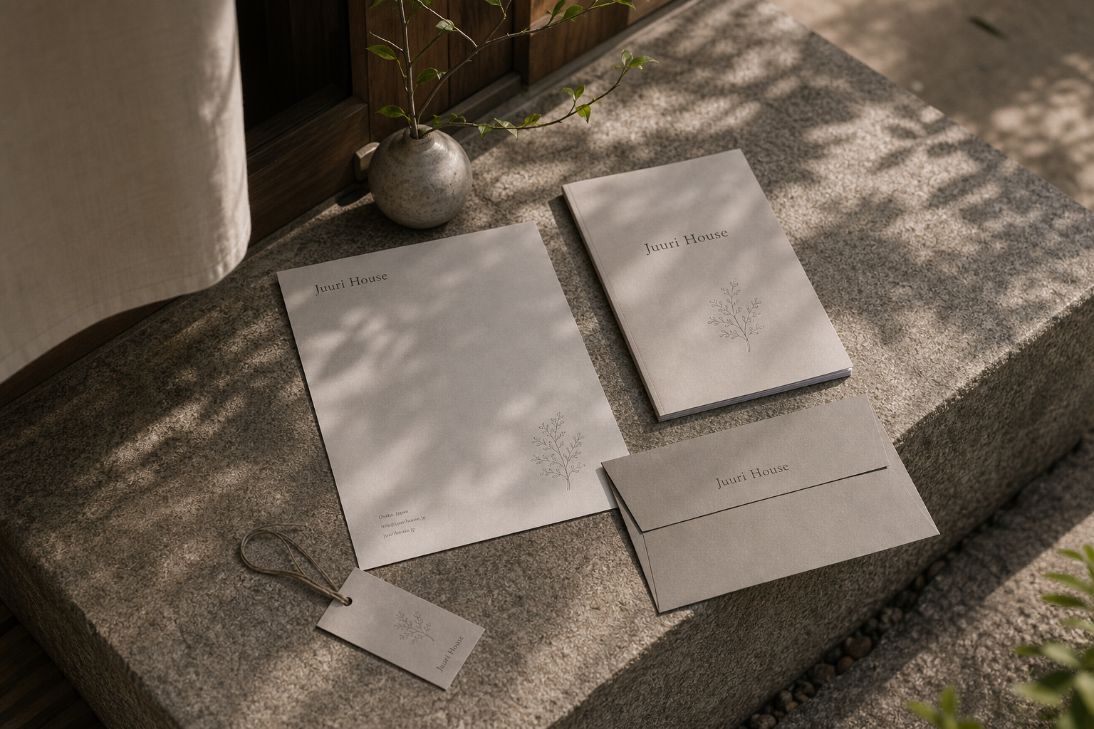 Juuri House 08 guest paper system overhead